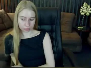 Alina__blonde  live sex cam