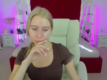 Alina__blonde  live sex cam