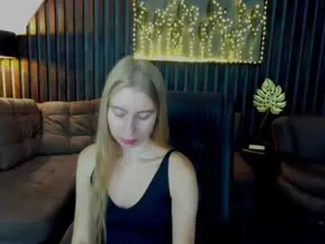 Alina__blonde  live sex cam