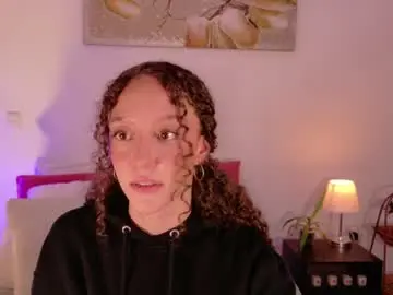 Chloemoreti  live sex cam