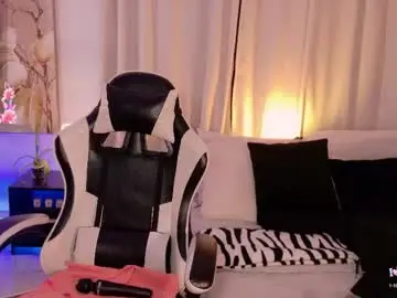 Chloemoreti  live sex cam