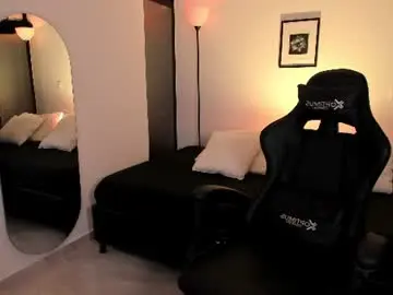 Chloemoreti  live sex cam