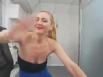 Ellamilf  live sex cam