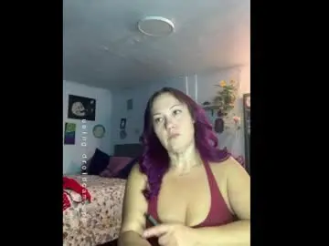 Kreamyk420  live sex cam