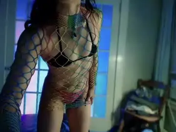Linuxgirlsudosu  live sex cam