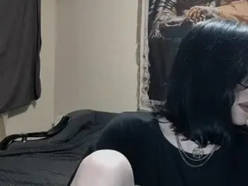 Luckybastrad0677  live sex cam