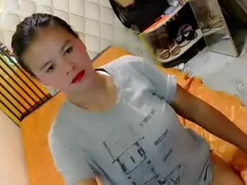 Pinay_flor  live sex cam