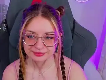 Selenamills  live sex cam