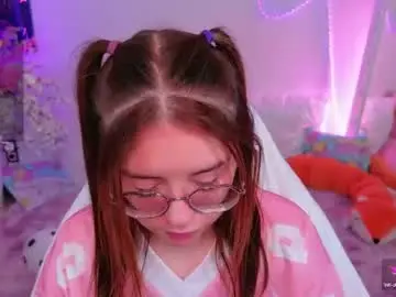 Selenamills  live sex cam