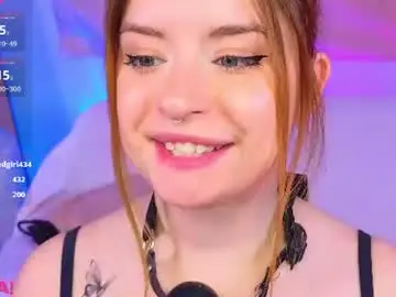 Selenamills  live sex cam