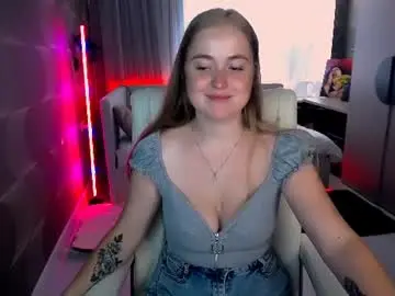 Tori_blond  live sex cam