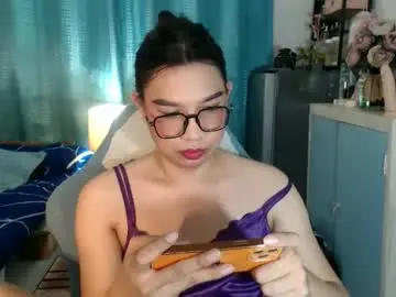 Urwetasianprincessxx  live sex cam