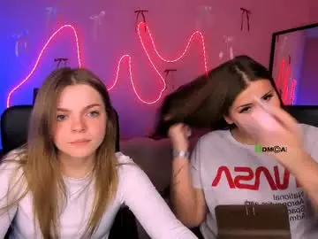 Veronica_bubble  live sex cam