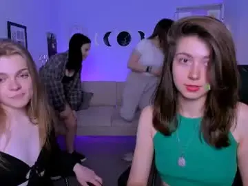 Veronica_bubble  live sex cam