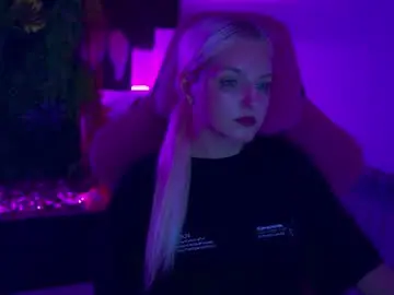 Violamore  live sex cam
