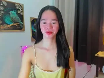 Yourtinybunny  live sex cam