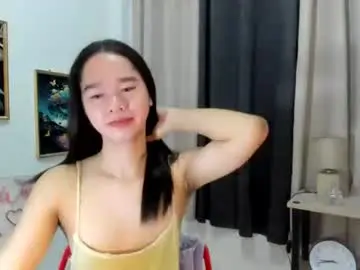 Yourtinybunny  live sex cam