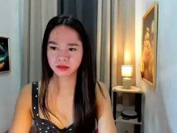 Yourtinybunny  live sex cam