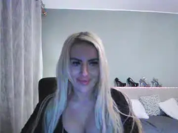 Blondleyla  live sex cam