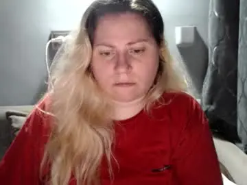 Candycream74  live sex cam