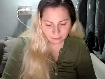 Candycream74  live sex cam