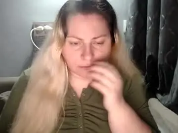 Candycream74  live sex cam