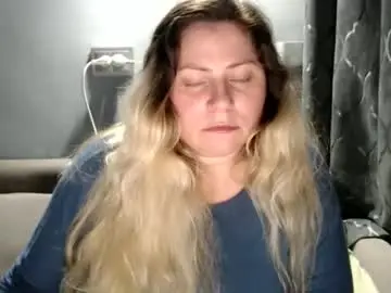 Candycream74  live sex cam