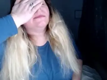 Candycream74  live sex cam