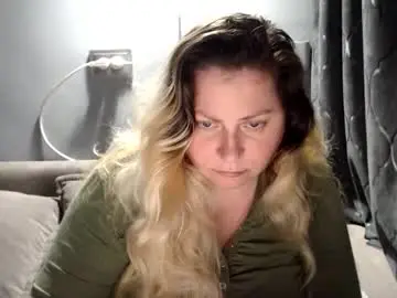 Candycream74  live sex cam