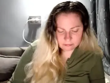 Candycream74  live sex cam
