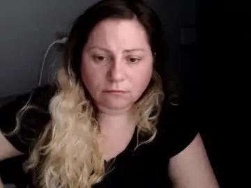 Candycream74  live sex cam