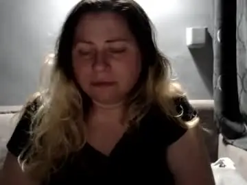 Candycream74  live sex cam