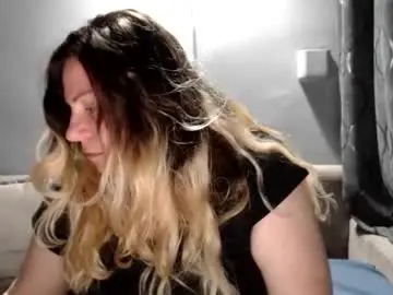 Candycream74  live sex cam