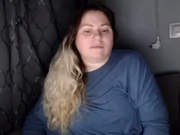 Candycream74  live sex cam