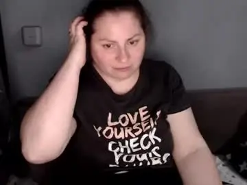 Candycream74  live sex cam