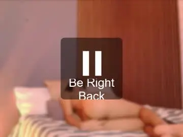 Emma_and_aysha  live sex cam