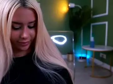 Evazane  live sex cam