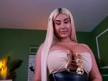 Evazane  live sex cam