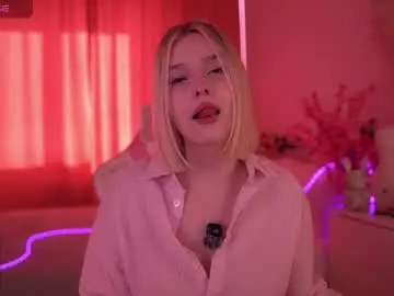 Joice_queen  live sex cam