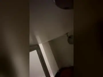 Lilytheecreator  live sex cam