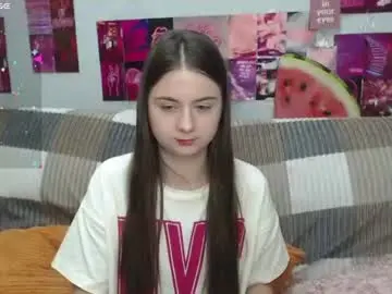 Milanaroz  live sex cam