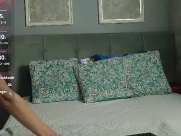 Mira_glow  live sex cam