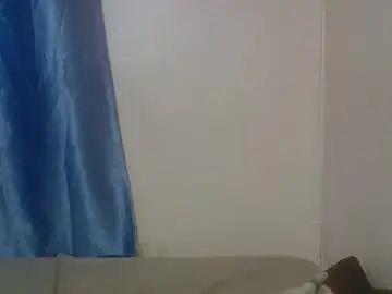 Naughty_pree  live sex cam