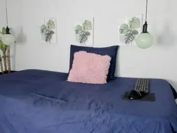 Sofia_lawrence__  live sex cam