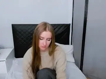 Vanessatrue  live sex cam