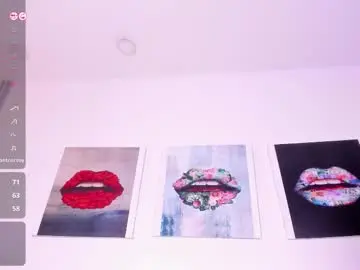 Alexamora__  live sex cam