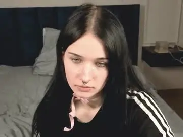 Blevakira  live sex cam