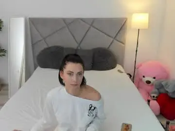 Blueeyeslexxxy  live sex cam