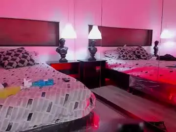 Chanell15_  live sex cam