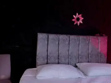 Cherrybombs_  live sex cam